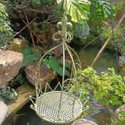 Vintage Iron Hanging Flower Basket – Crown-Style Garden Planter