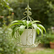 Vintage Iron Hanging Flower Basket – Crown-Style Garden Planter